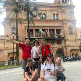 Uczniowie zwiedzają Sevillę 