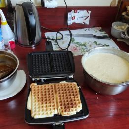 Pieczenie gofrów.