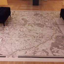 mapa Sandomierza na podłodze