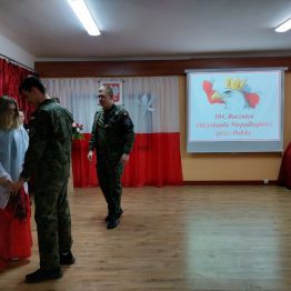 Uczniowie jako wojsko wyzwalające Polskę