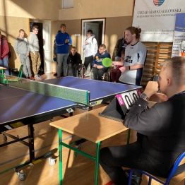 kolejny set ping-ponga