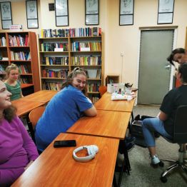 Grupa wychowanek na zajęciach 