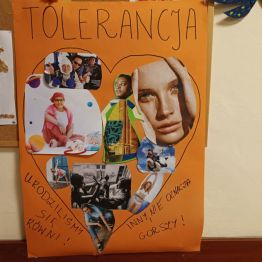 Plakat pt.: "Wszyscy urodziliśmy się równi".