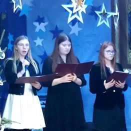 Wspólne  śpiewanie kolęd 