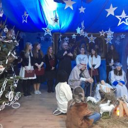 Zaproszony gość składa życzenia świąteczne