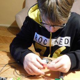 budowanie z klocków lego