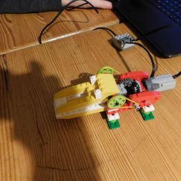 krokodyl z klocków lego