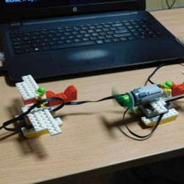 helikopter i programowanie z klocków lego