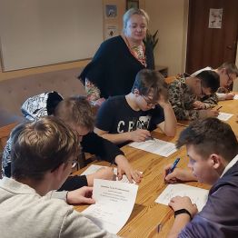 rozwiązywanie testów na temat wiedzy ogólnej