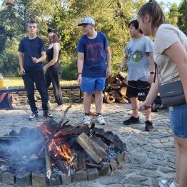 Integracyjne ognisko grup wychowawczych.