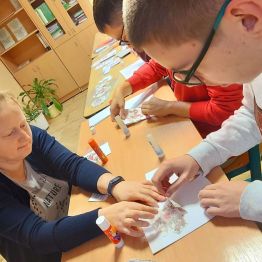  LAURKA DLA NAUCZYCIELI I WYCHOWAWCÓW