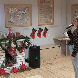 Śpiewanie kolędy