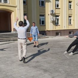 Wychowankowie podczas zabawy