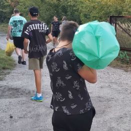 Wychowankowie podczas akcji.