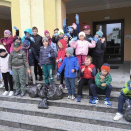 Uczniowie klas I-III meldują wykonanie zadania