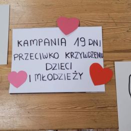 Hasło propagujące Kampanie przeciwko przemocy