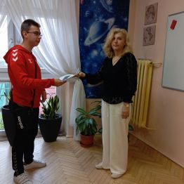 Uczeń z technikum napisał test
