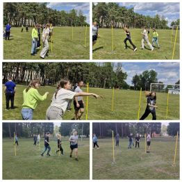Wychowankowie biorą udział w zajęciach sportowych.