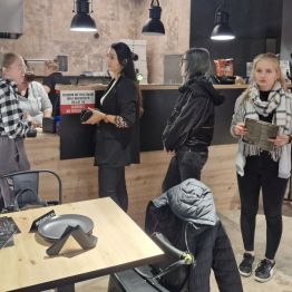 Wychowankowie zamawiają pizze