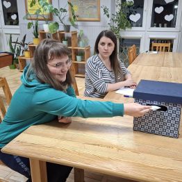 Wychowanka podczas głosowania do MRGW.