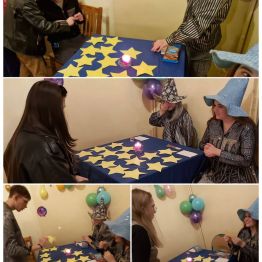  Młodzież wróżby sobie przy pomocy wróżby „losowanie gwiazdek”.