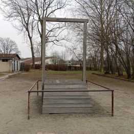 szubienica w Auschwitz