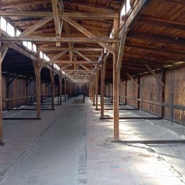 zdjęcie baraku w Brzezince