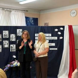 Rodzice uczniów klasy 5b składają podziękowania.