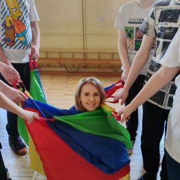 Zajęcia z wykorzystaniem ruchu rozwijającego Weroniki Sherborne w klasie 3