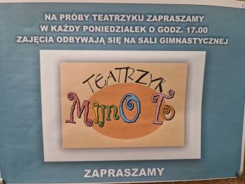 ogłoszenie o zajęciach teatralnych w internacie
