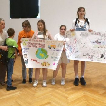 Młodzież naszego Ośrodka podczas finałowego występu